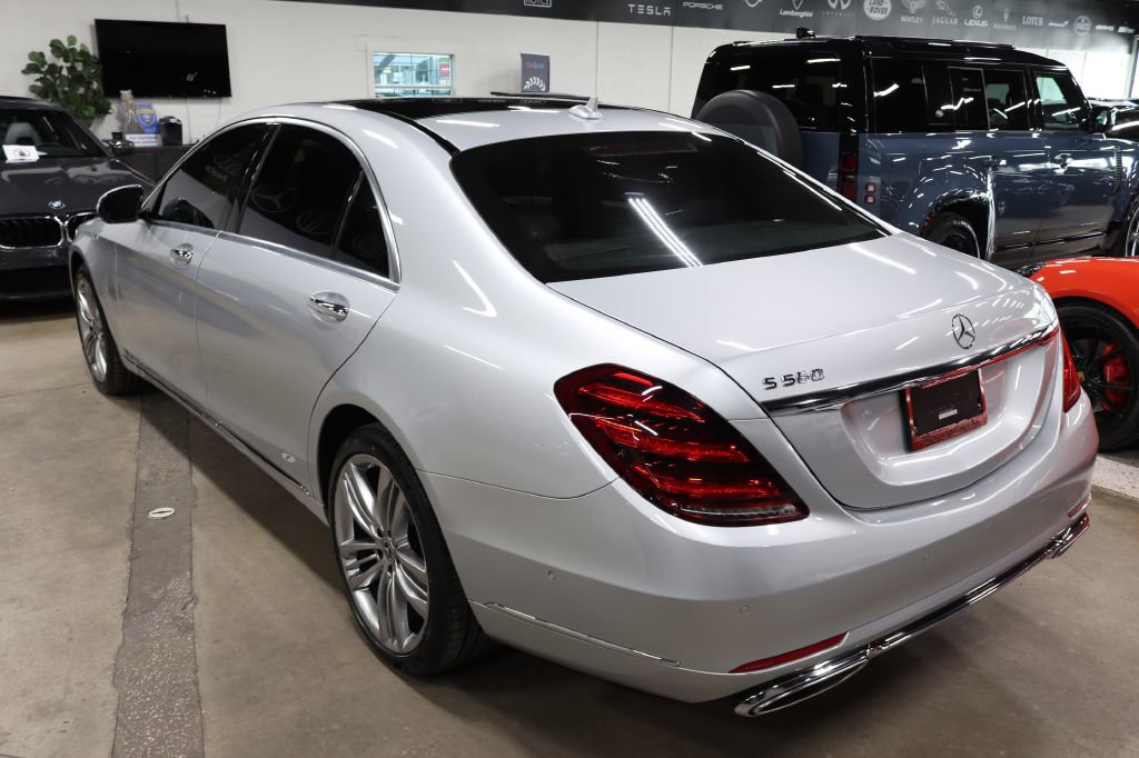 Used 2018 Mercedes-Benz S 560 Sedan image 3