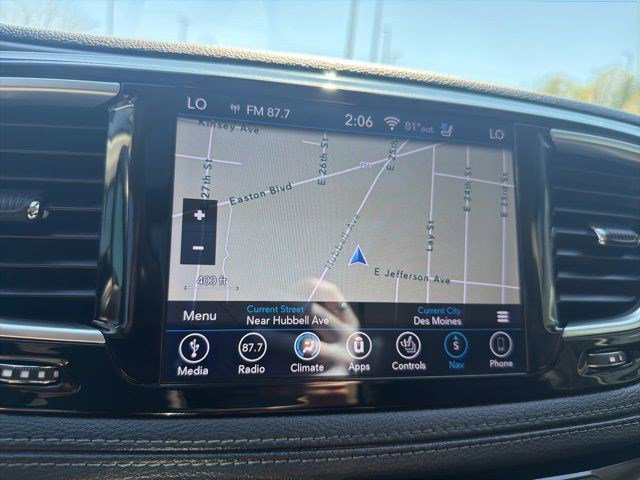 Used 2019 Chrysler Pacifica Limited w/ Tire & Wheel Group FWD image 29