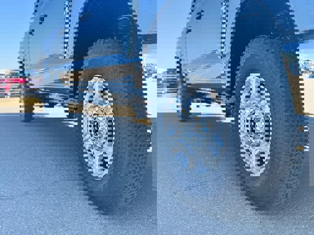 New 2026 Ford F250 XLT image 2