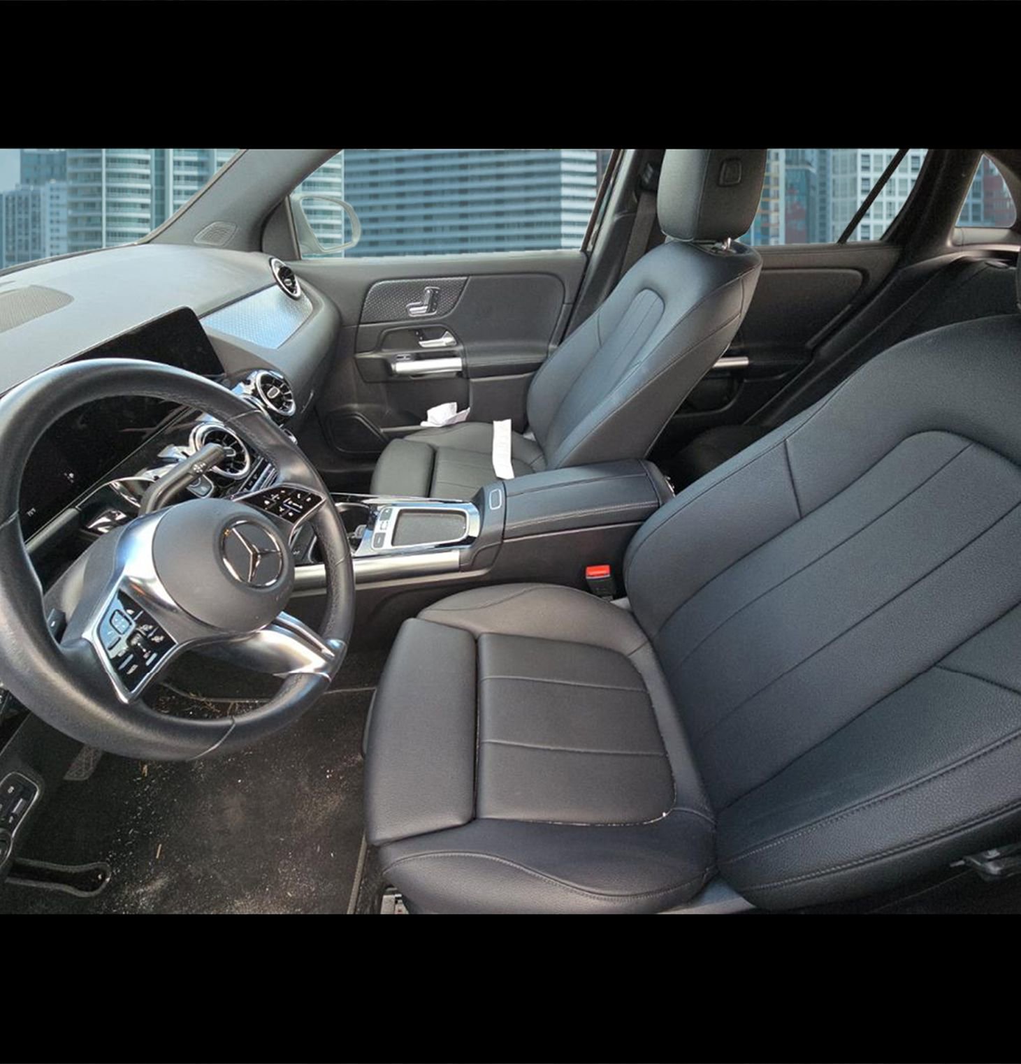 Used 2025 Mercedes-Benz GLA 250 image 24