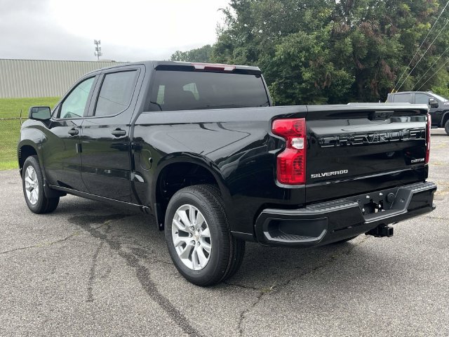 New 2026 Chevrolet Silverado 1500 Custom RWD image 3