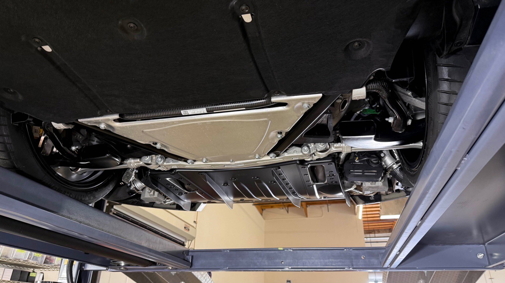 Used 2018 Porsche 911 GT2 RS image 89