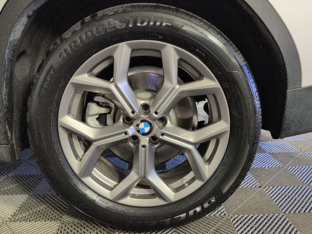 Used 2024 BMW X3 xDrive30i w/ Premium Package AWD/4WD image 9