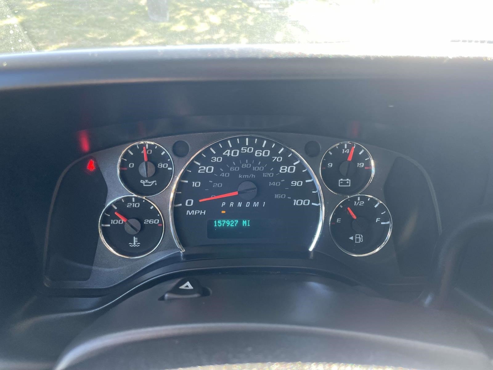 Used 2020 Chevrolet Express 2500 w/ Driver Convenience Package RWD image 16
