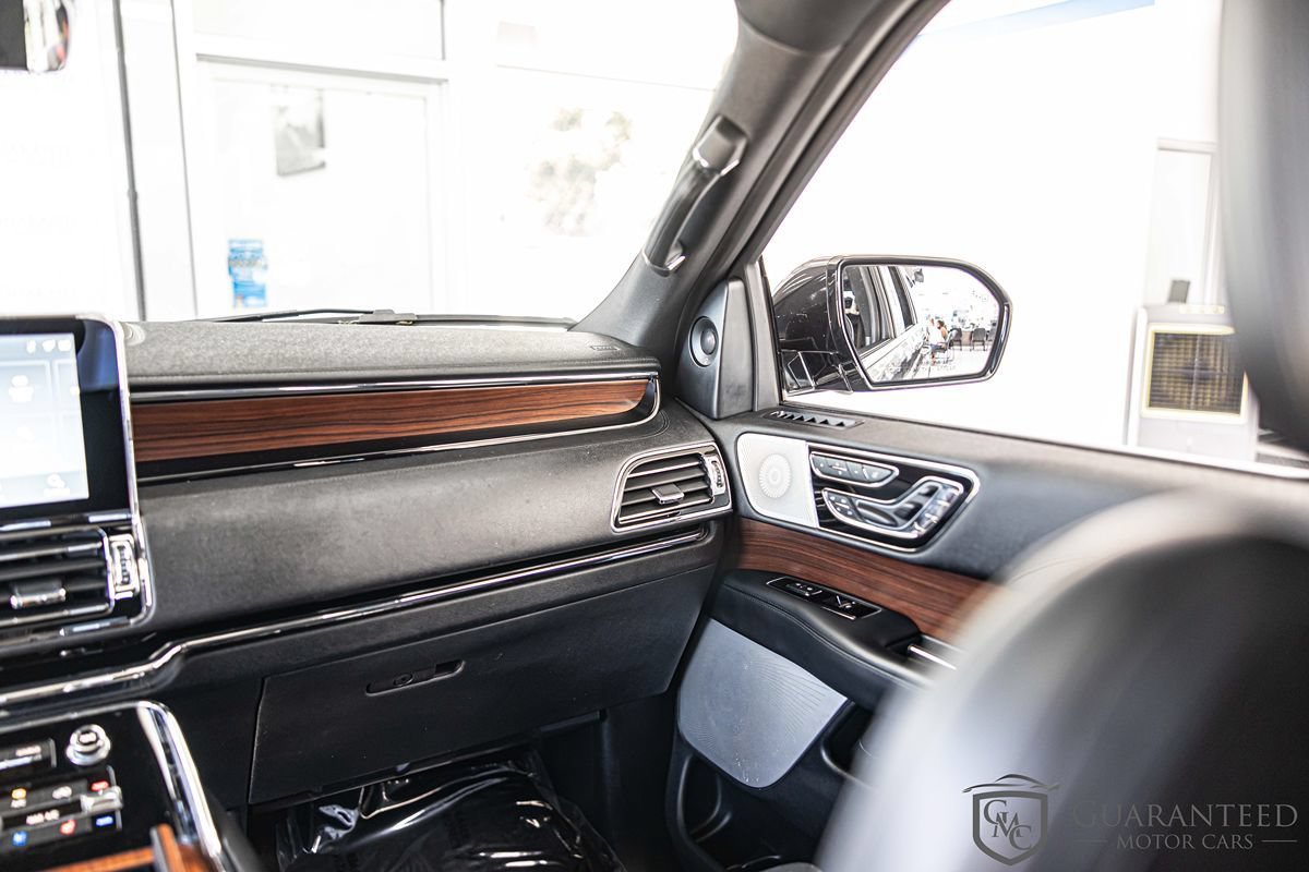 Used 2021 Lincoln Navigator L Reserve w/ Luxury Package AWD/4WD image 41