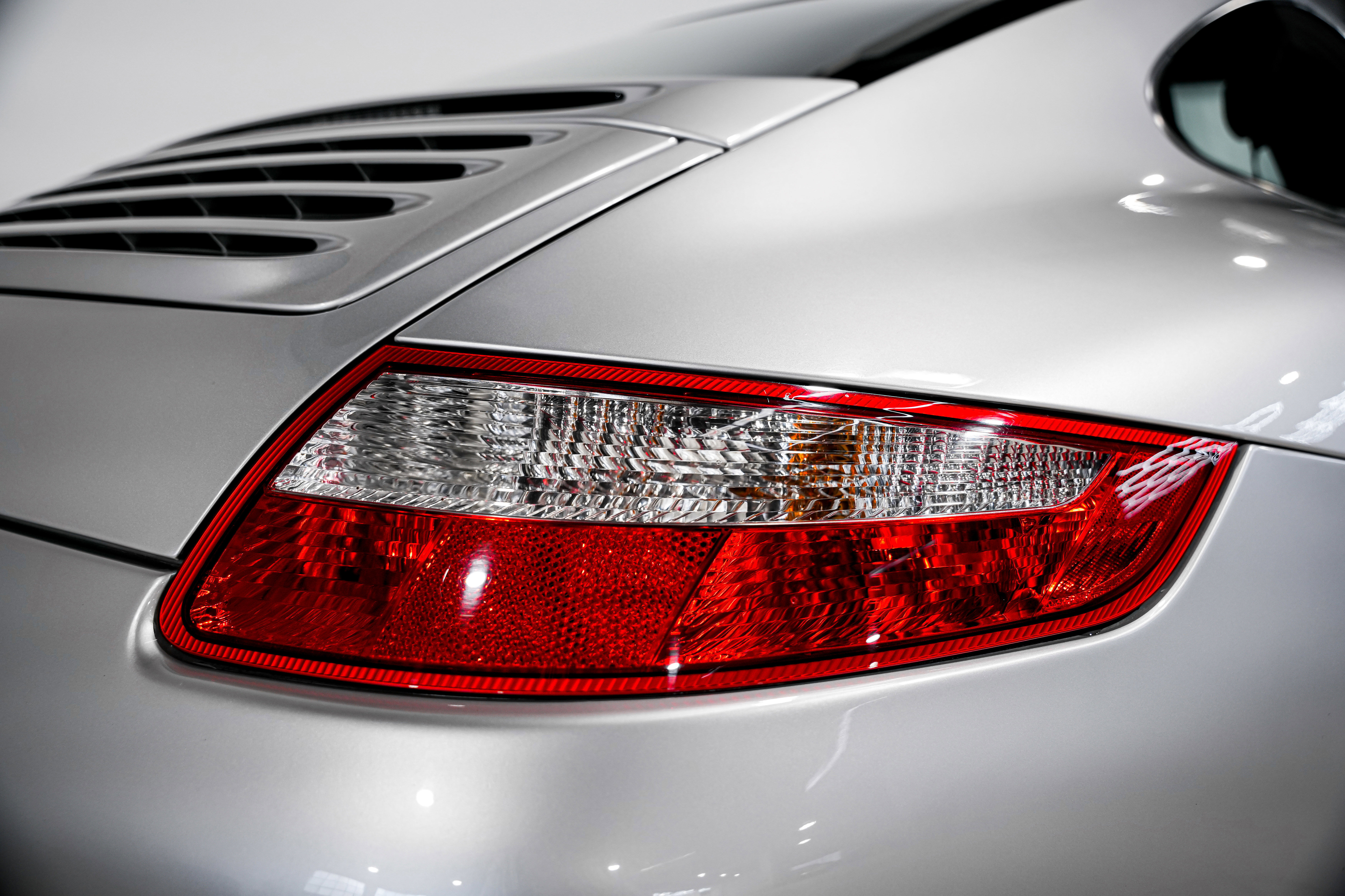 Used 2006 Porsche 911 Carrera S image 36