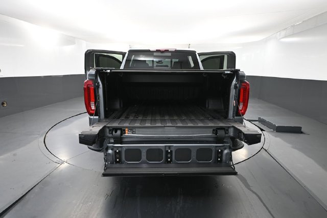 Used 2020 GMC Sierra 1500 AT4 w/ AT4 Premium Package AWD/4WD image 37
