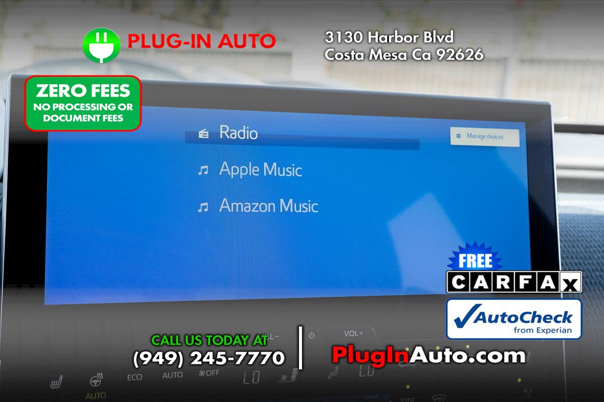 Used 2023 Subaru Solterra AWD image 31