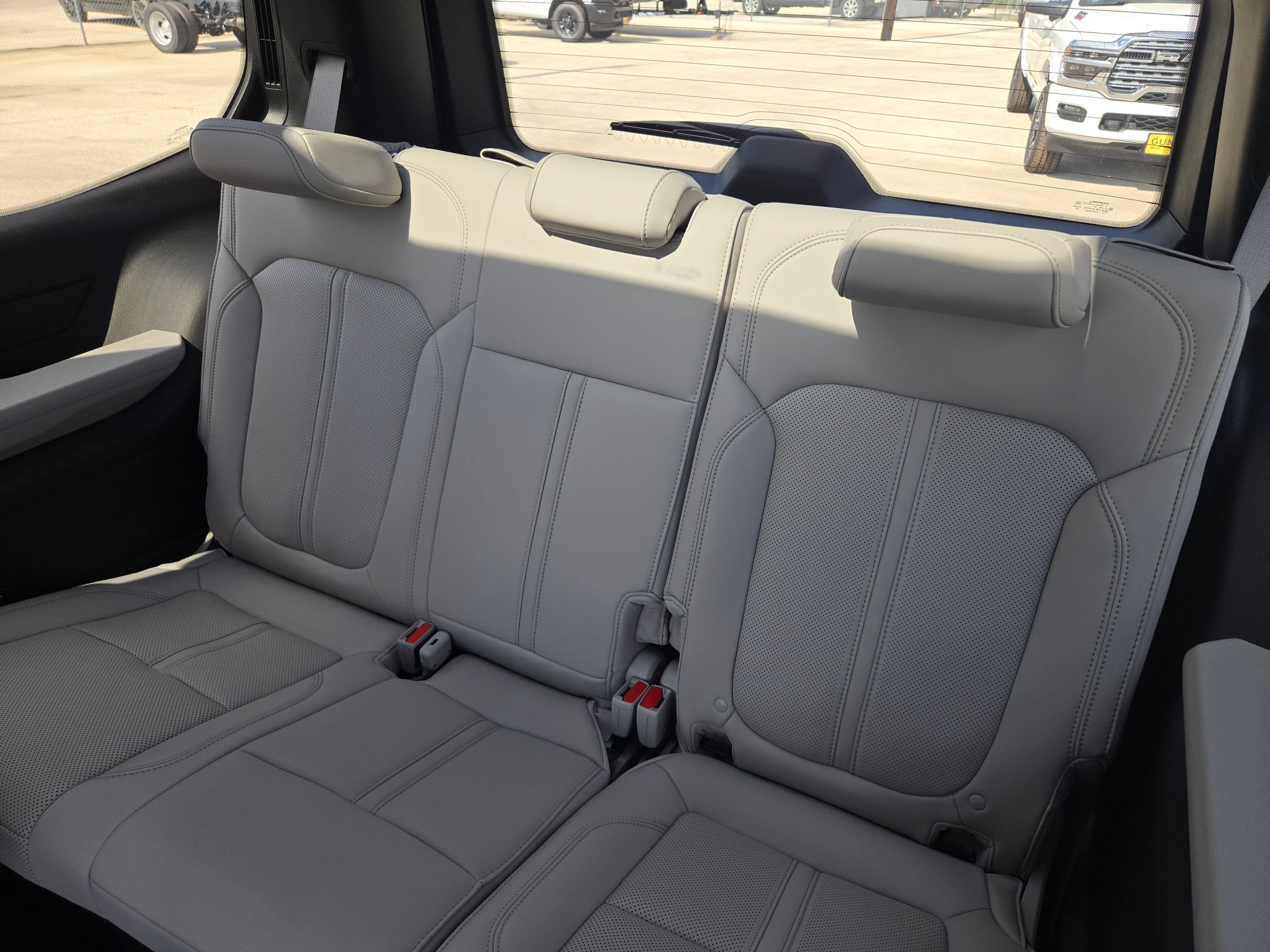 New 2026 Jeep Grand Wagoneer Limited w/ Premium Group II AWD/4WD image 18