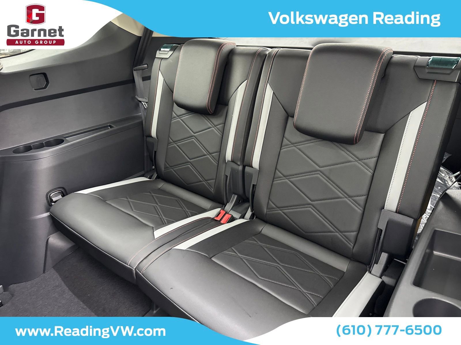 New 2025 Volkswagen Atlas Peak Edition SE image 12