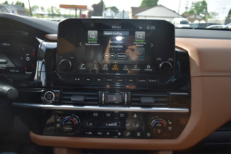 Used 2022 Nissan Pathfinder Platinum w/ Cargo Package image 17