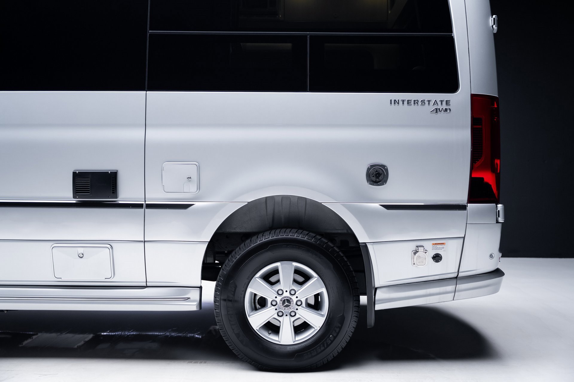 Used 2022 Mercedes-Benz Sprinter 144 Cargo image 20