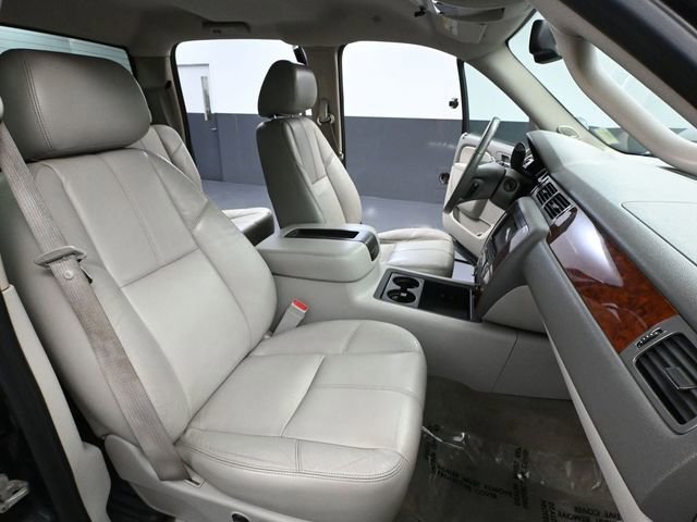 Used 2010 Chevrolet Silverado 1500 LTZ image 45