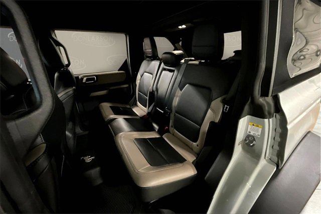 Used 2022 Ford Bronco Wildtrak image 14