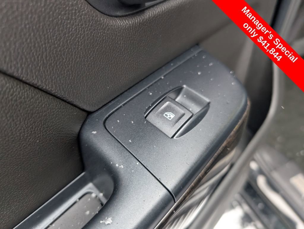 Used 2016 GMC Sierra 2500 Denali w/ Duramax Plus Package image 12