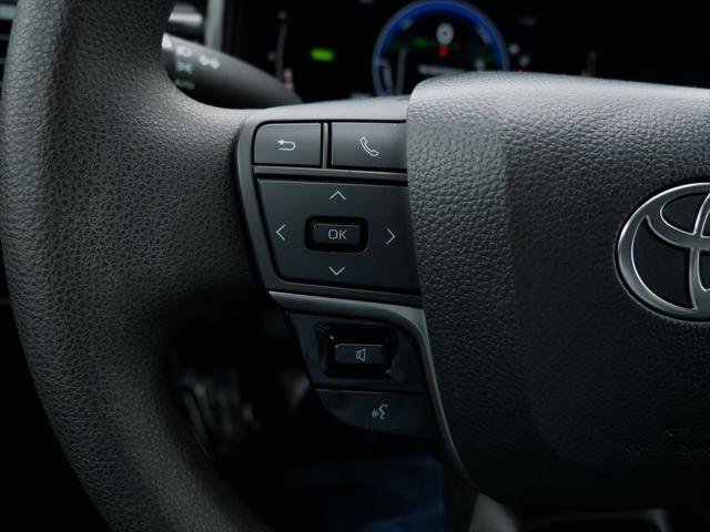 Certified 2025 Toyota Camry LE FWD image 27