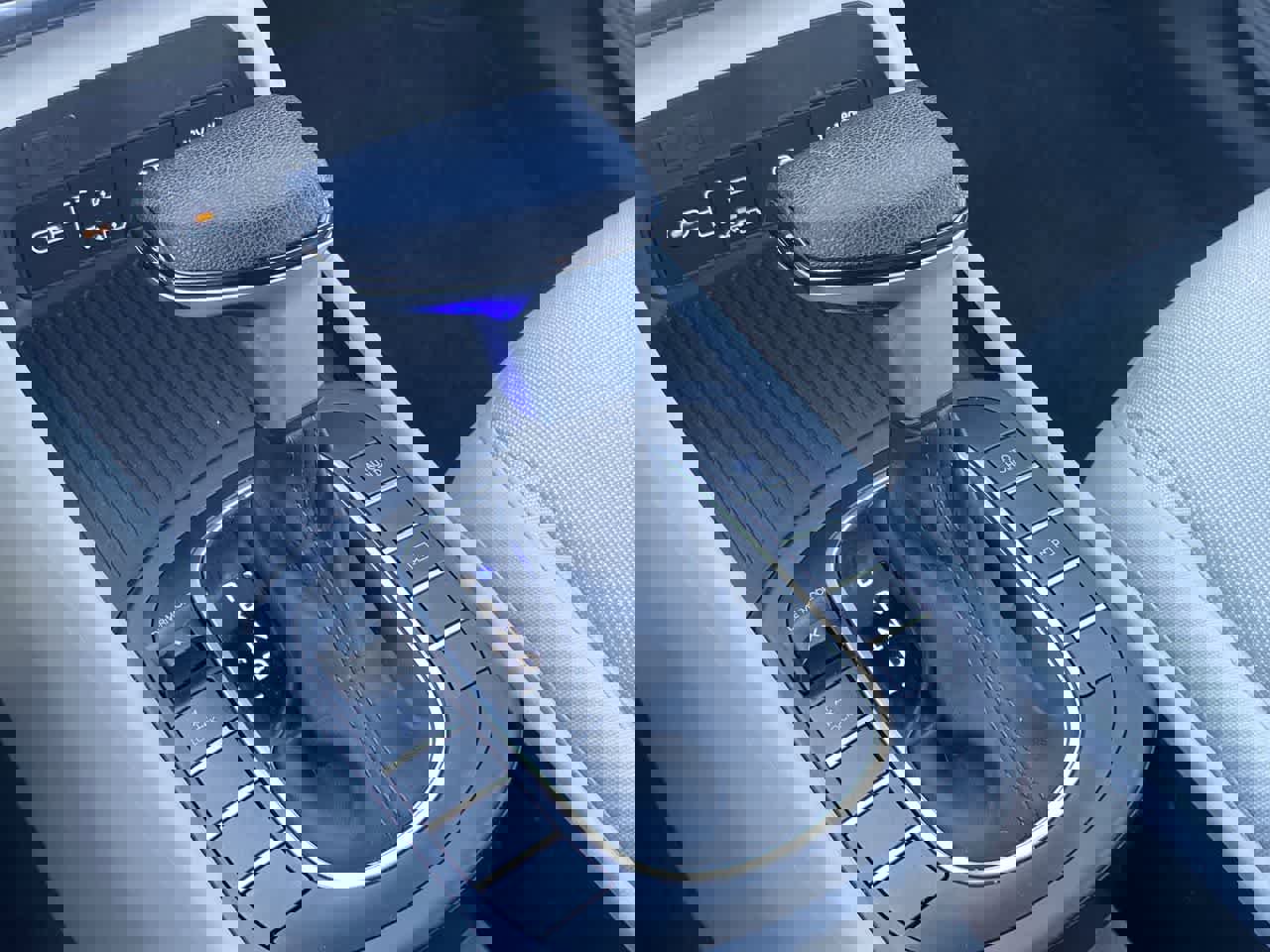 Used 2024 Hyundai Kona SE image 19