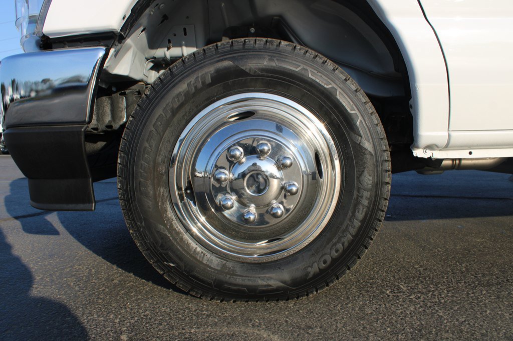 Used 2025 Ford E-350 and Econoline 350 Super Duty w/ Ambulance Prep Package RWD image 40