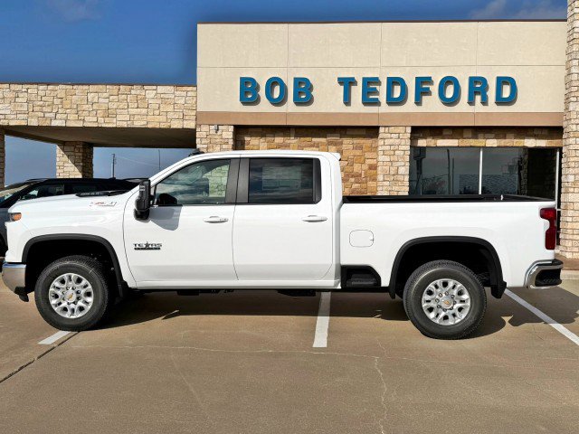New 2026 Chevrolet Silverado 2500 LT w/ Texas Edition image 2