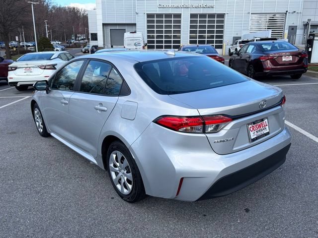 Used 2023 Toyota Corolla LE FWD image 5