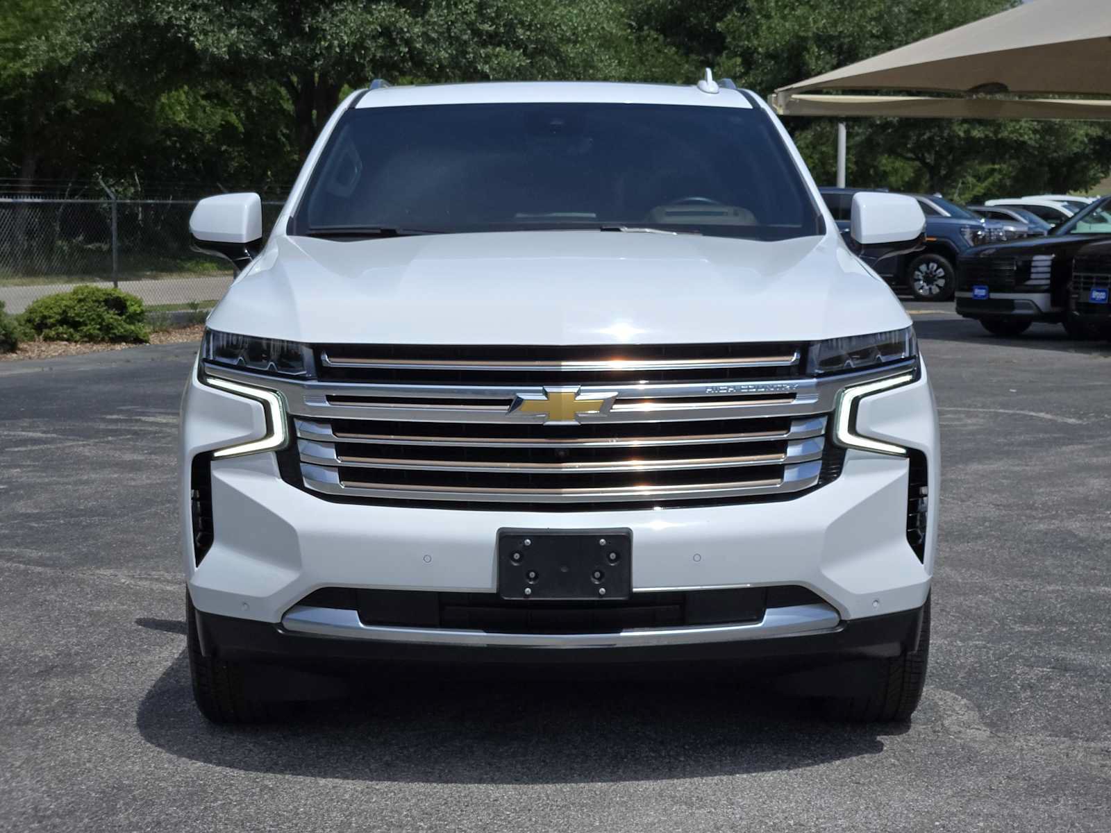 Certified 2023 Chevrolet Tahoe High Country AWD/4WD image 3
