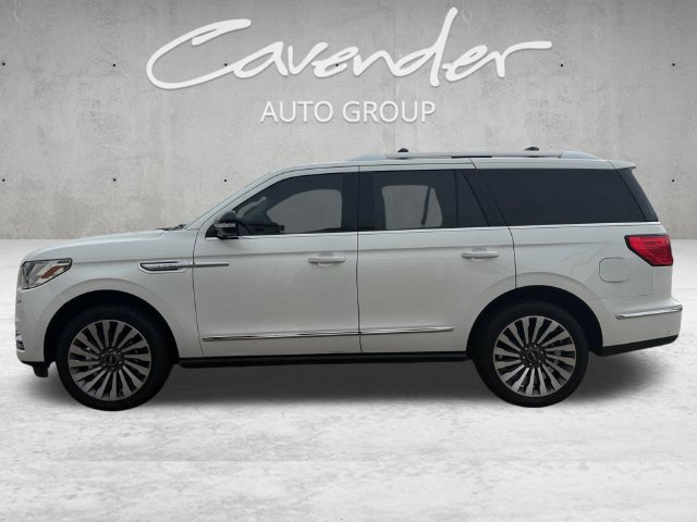Used 2021 Lincoln Navigator Reserve w/ Luxury Package AWD/4WD image 13