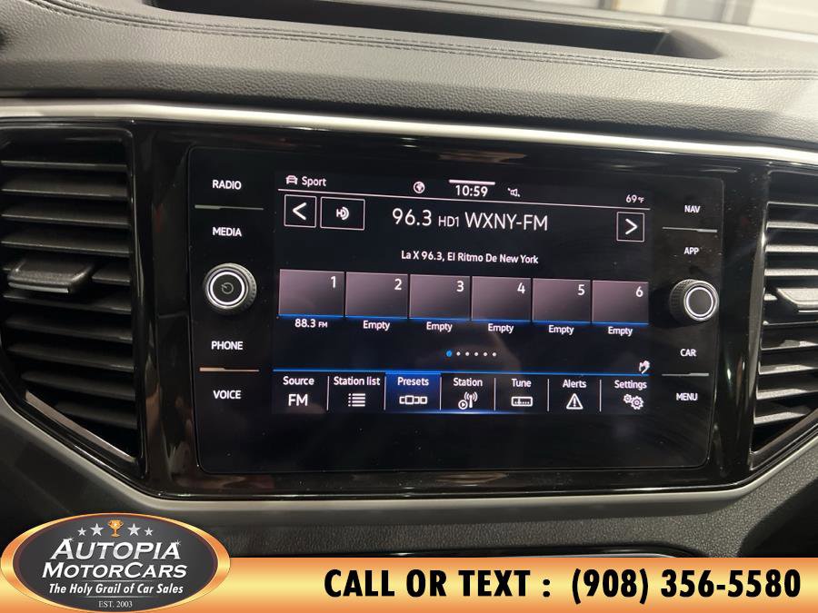 Used 2021 Volkswagen Atlas Cross Sport SEL Premium R-Line image 40