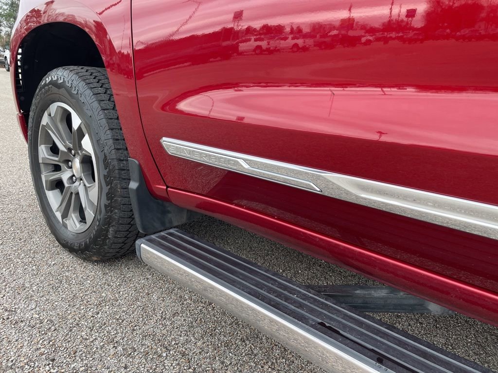 Used 2023 Chevrolet Silverado 1500 High Country image 11