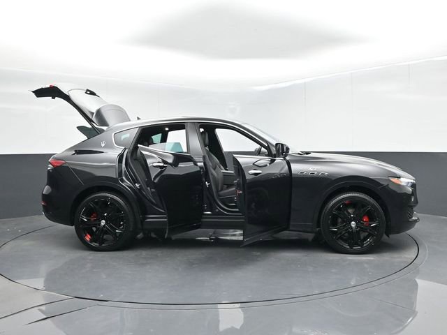 Used 2023 Maserati Levante GT AWD/4WD image 69