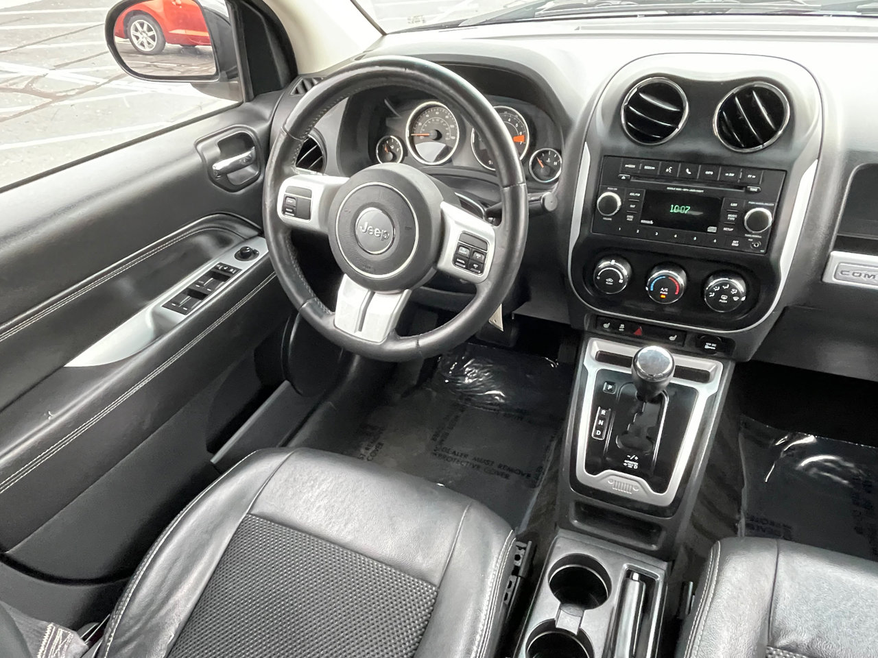 Used 2016 Jeep Compass Latitude image 13