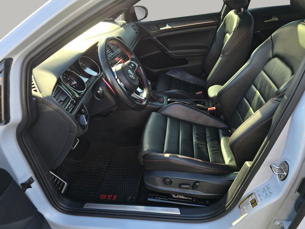 Used 2021 Volkswagen GTI Autobahn FWD image 21