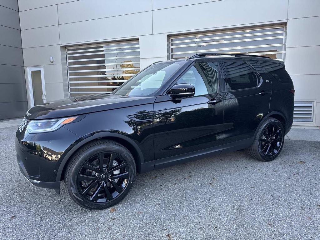 New 2026 Land Rover Discovery S AWD/4WD image 3