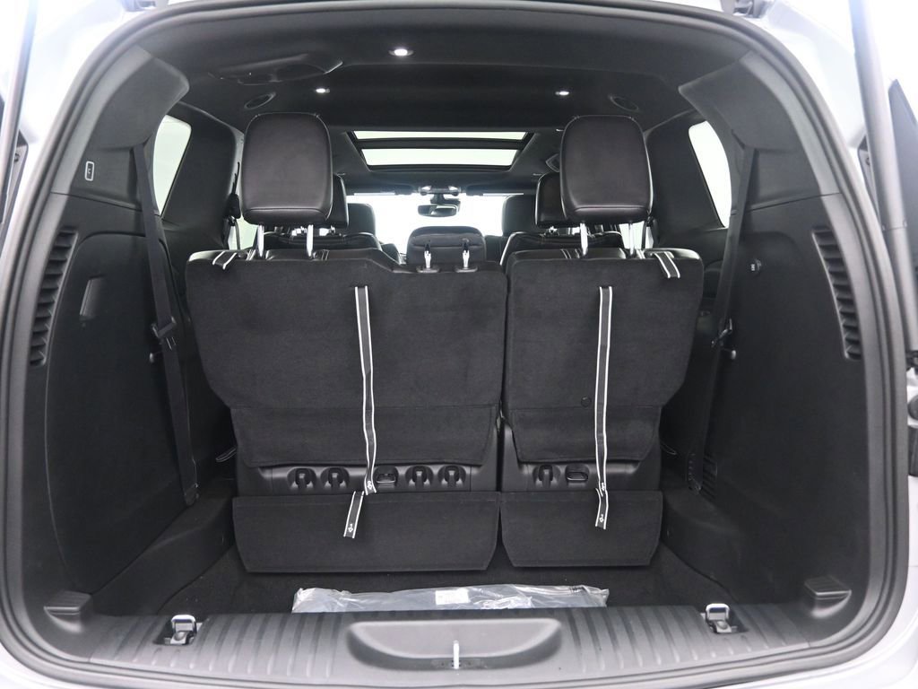 New 2026 Chrysler Pacifica Select w/ S Appearance Package AWD/4WD image 26