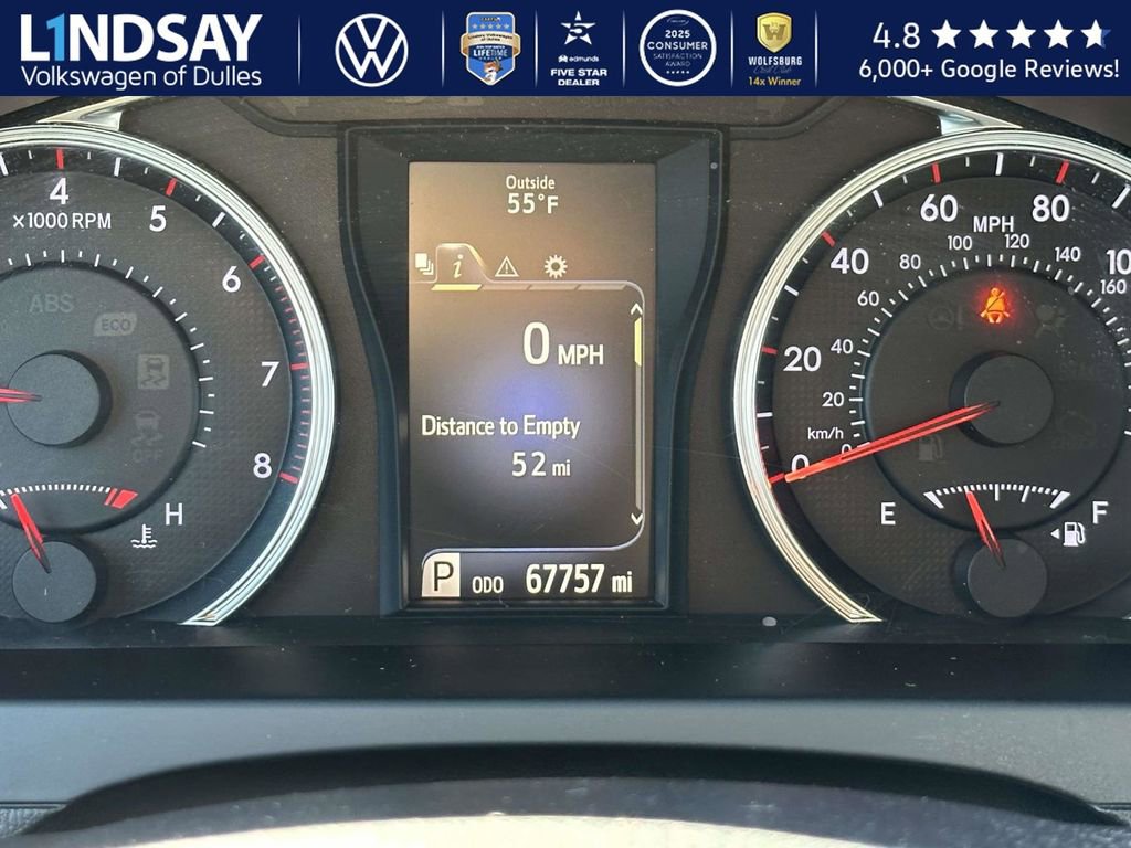 Used 2017 Toyota Camry SE image 24