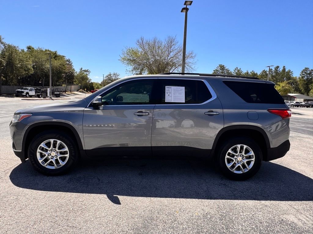 Used 2020 Chevrolet Traverse LT FWD image 4