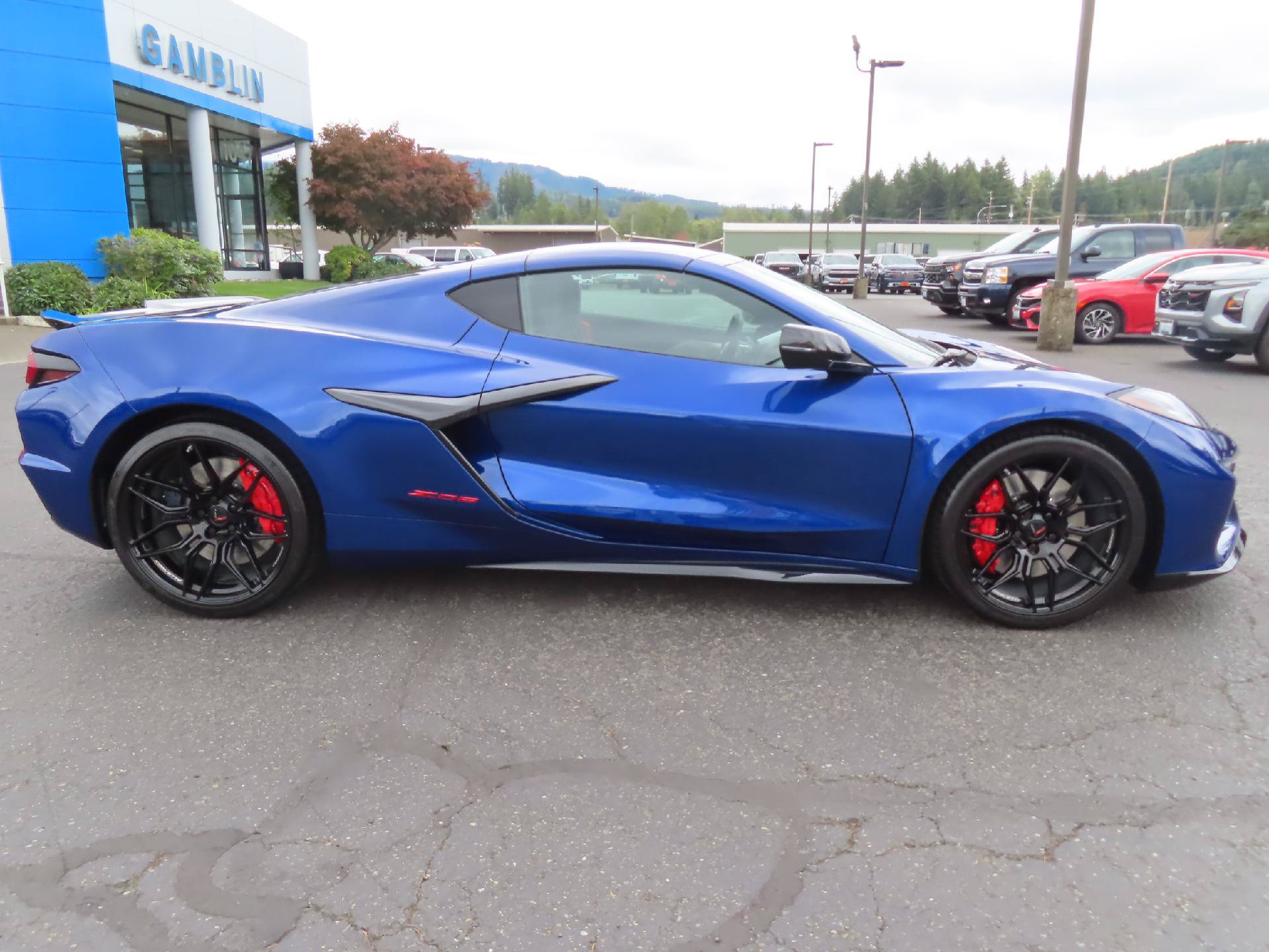 New 2027 Chevrolet Corvette Z06 RWD image 9