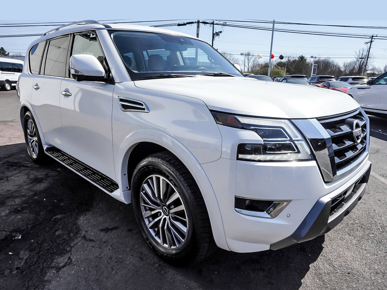 Used 2024 Nissan Armada SL w/ Cargo Package image 3