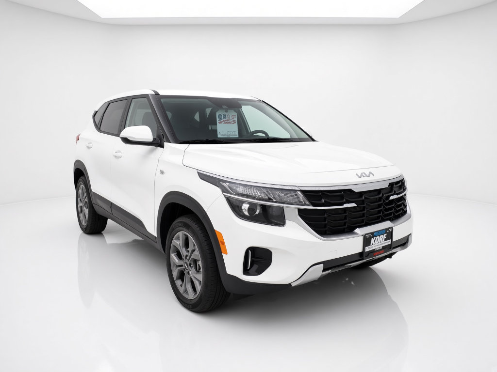 Used 2026 Kia Seltos LX AWD/4WD image 3