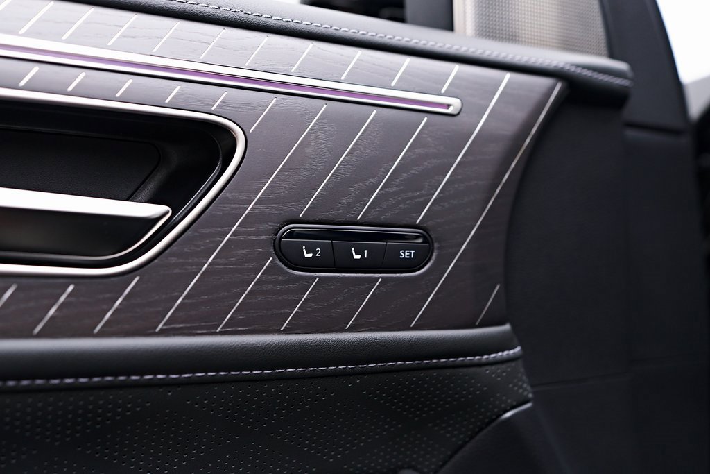 Used 2025 INFINITI QX80 Autograph w/ Autograph Exterior Package image 45