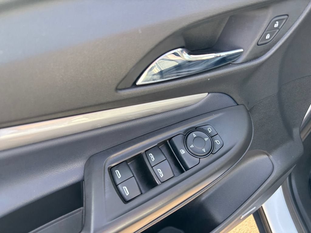 Certified 2022 Chevrolet Bolt EUV Premier w/ Launch Edition FWD image 11