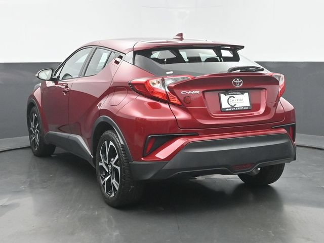 Used 2018 Toyota C-HR XLE FWD image 4