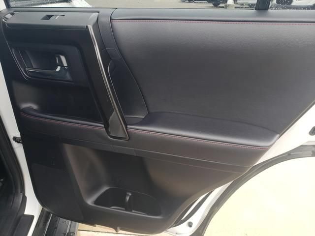 Used 2024 Toyota 4Runner TRD Off-Road Premium w/ Moonroof Package AWD/4WD image 19