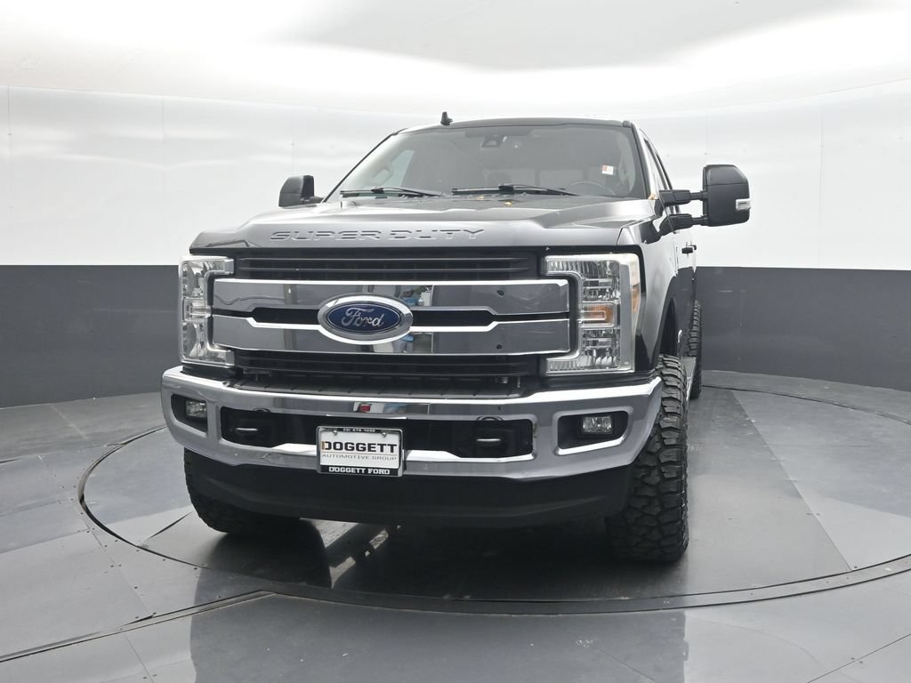 Used 2019 Ford F250 Lariat w/ Lariat Ultimate Package AWD/4WD image 5