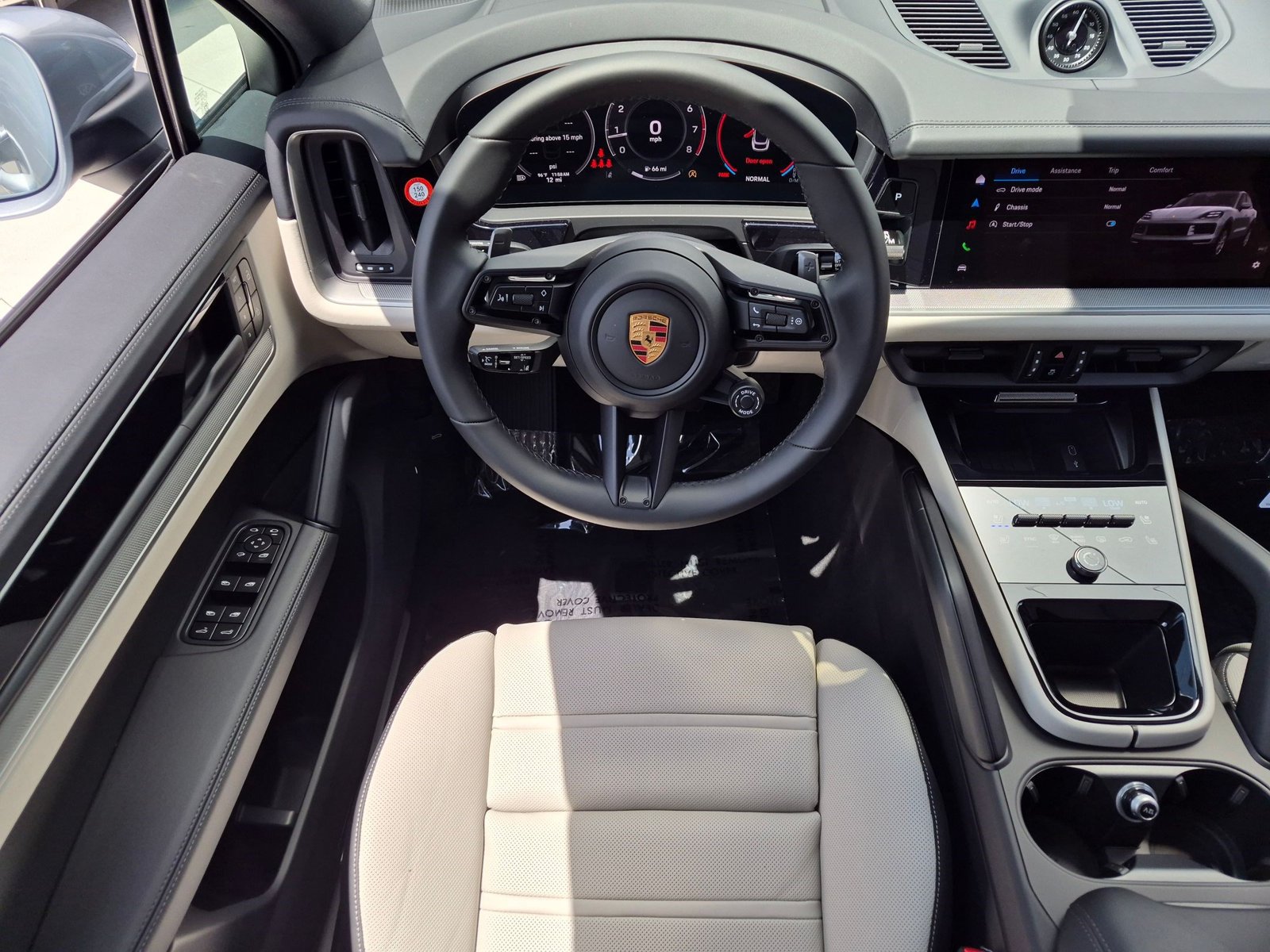 New 2026 Porsche Cayenne Coupe AWD/4WD image 16