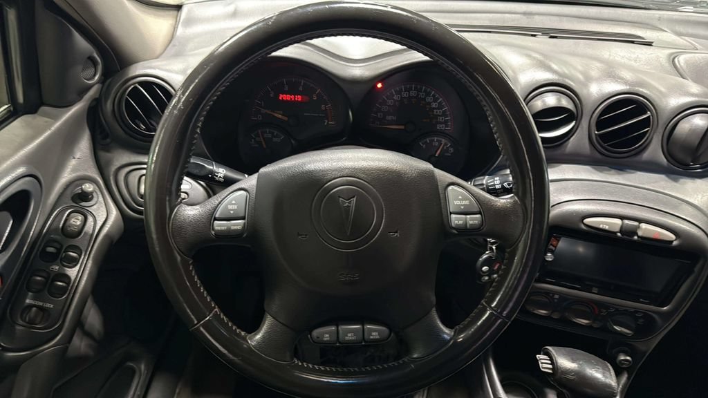 Used 2004 Pontiac Grand Am GT FWD image 15