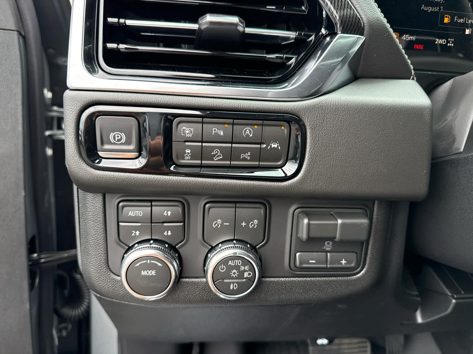 New 2026 GMC Yukon XL Elevation w/ Elevation Premium Package AWD/4WD image 16
