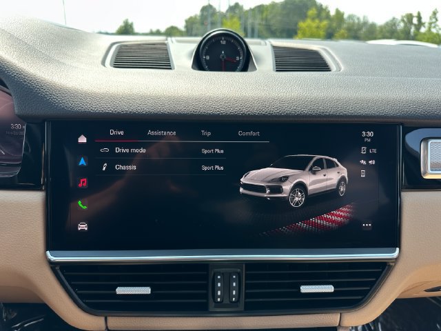 Used 2022 Porsche Cayenne S AWD/4WD image 29