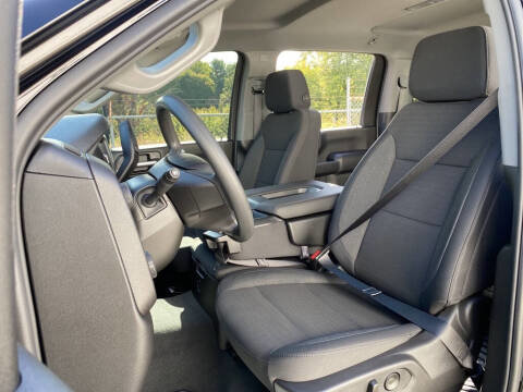 New 2026 Chevrolet Silverado 2500 Custom w/ Custom Value Package image 28