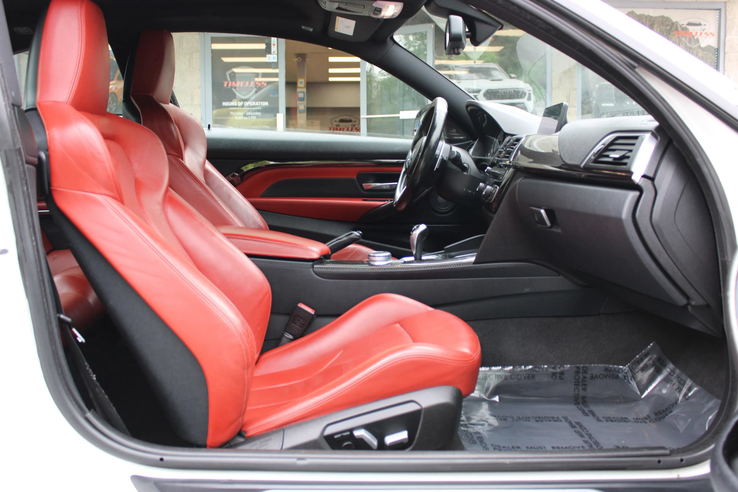 Used 2018 BMW M4 Coupe RWD image 8