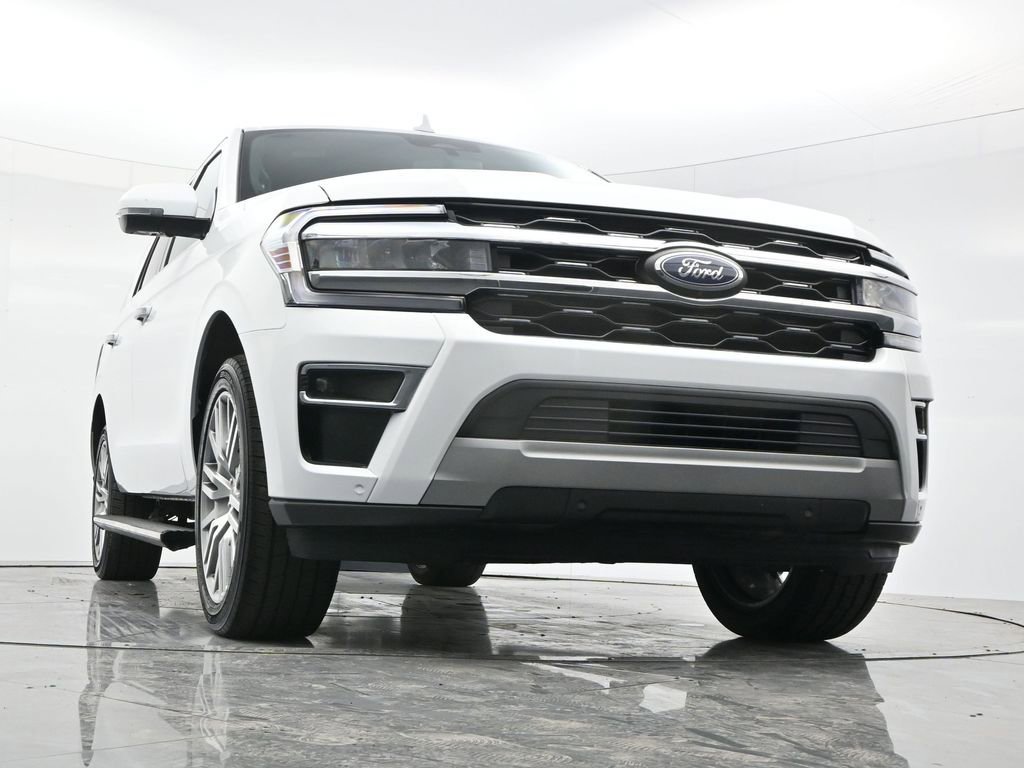 Used 2024 Ford Expedition Limited image 49